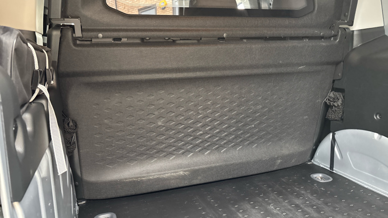 Ford Transit Connect 240 L1 Petrol 1.5 EcoBoost PHEV 150 Trend FlexCab Van Auto